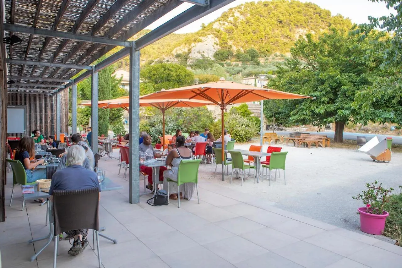 Hotel La Fontaine D'Annibal à Buis-les-Baronnies 0*,