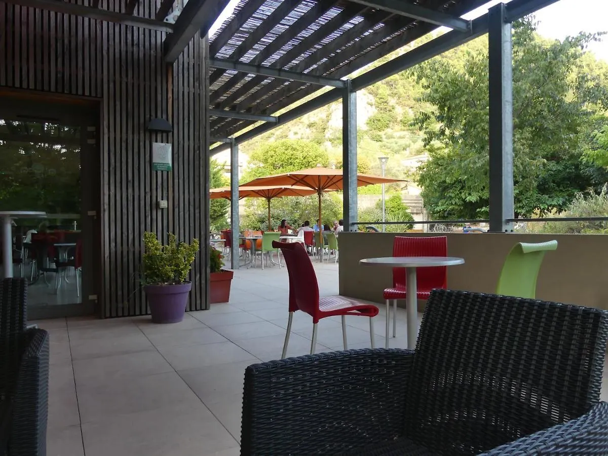 Hotel La Fontaine D'Annibal à Buis-les-Baronnies