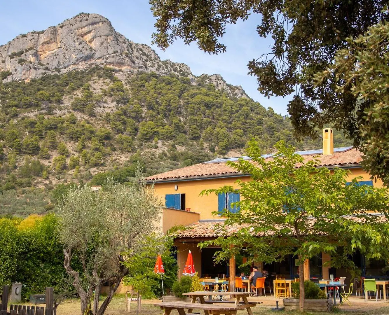 Hotel La Fontaine D'Annibal à Buis-les-Baronnies