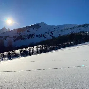 4/6 Personnes A La Montagne Avec Piscine Appartement
