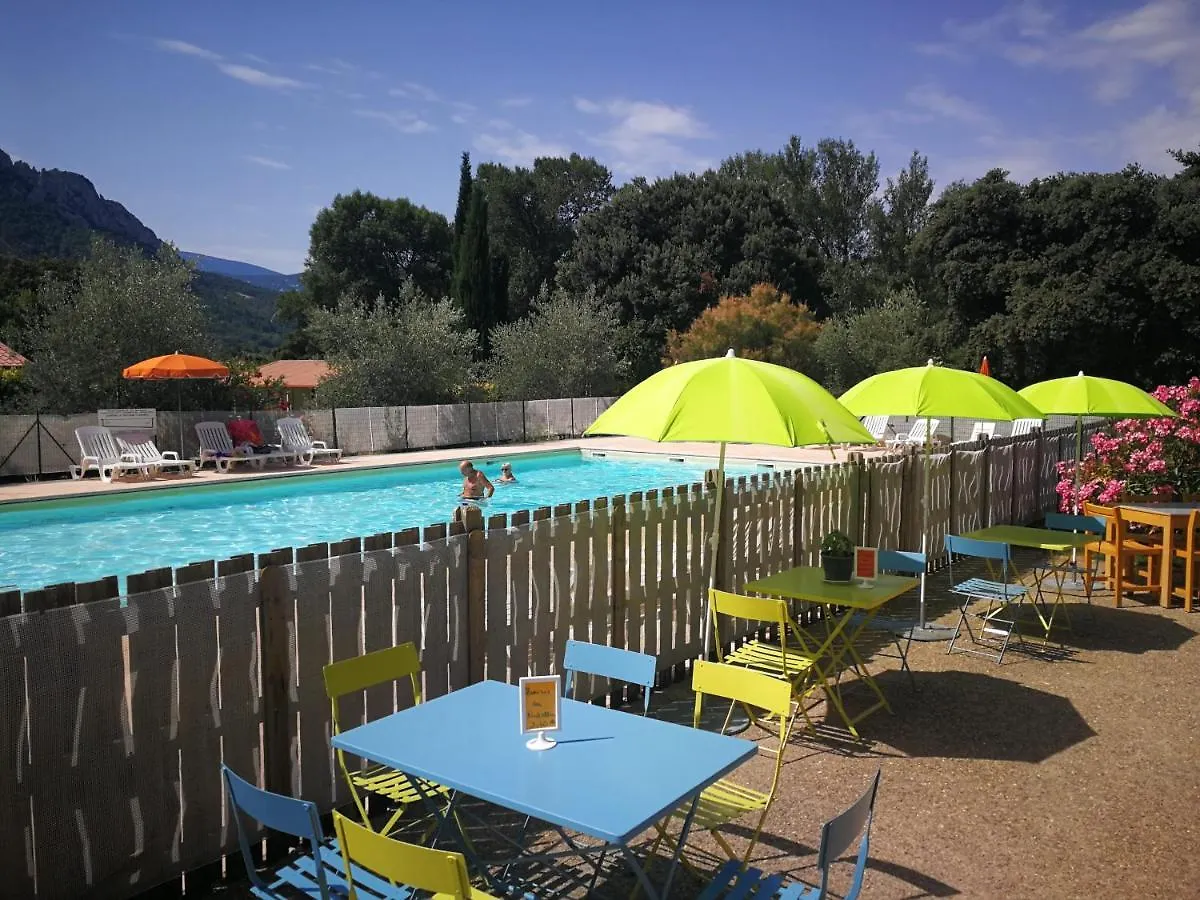 La Fontaine D'Annibal Hotel Buis-les-Baronnies Campsite
