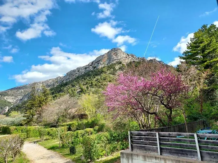 La Fontaine D'Annibal Hotel Buis-les-Baronnies Campsite